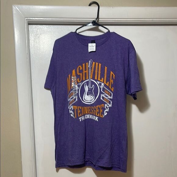 NWT Nashville, Tennessee T-shirt size large - Picture 1 of 6